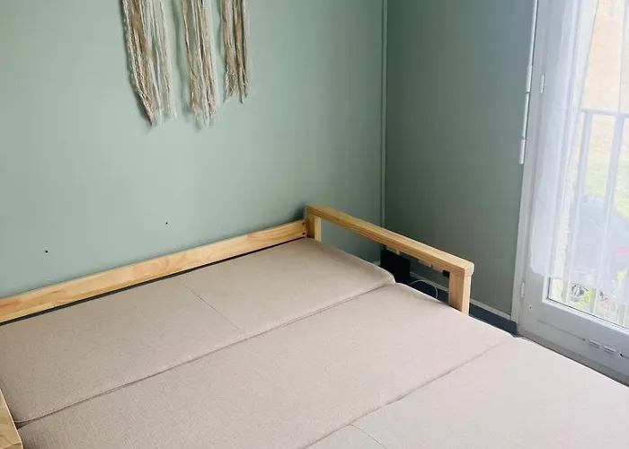 Studio, Sea Side Apartment *