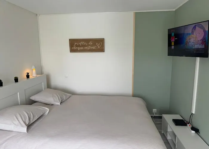 Apartment Studio, Sea Side
